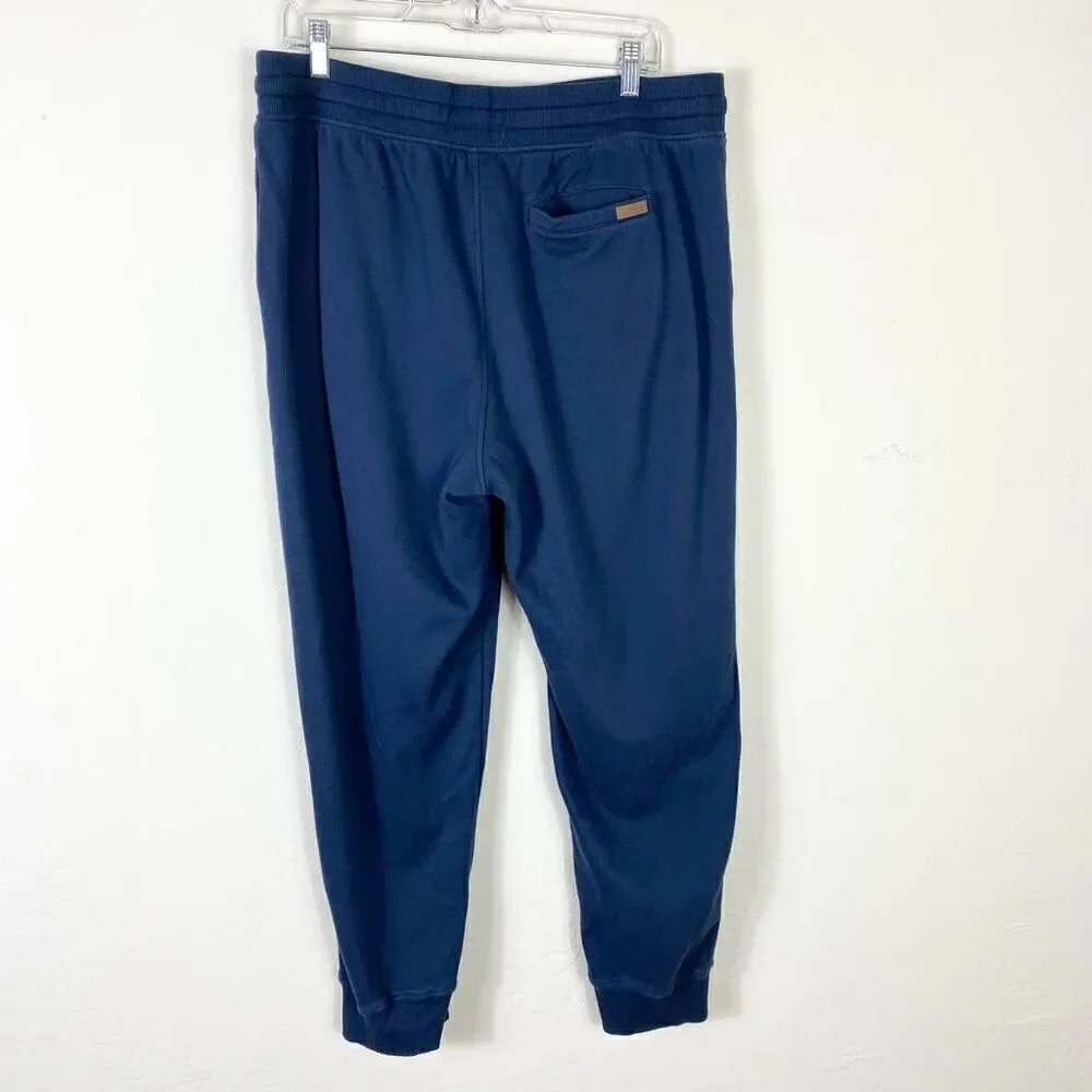 Orvis men’s navy